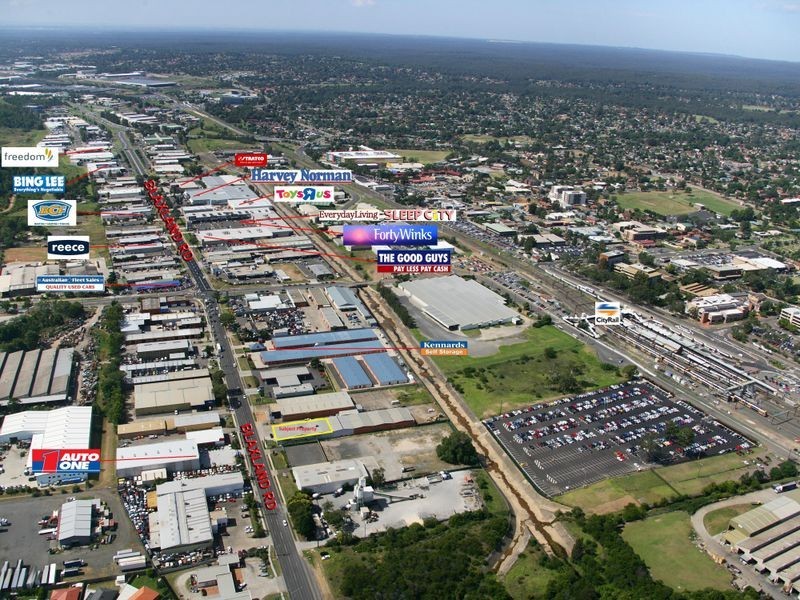 1&2/60 Blaxland Road, Campbelltown NSW 2560