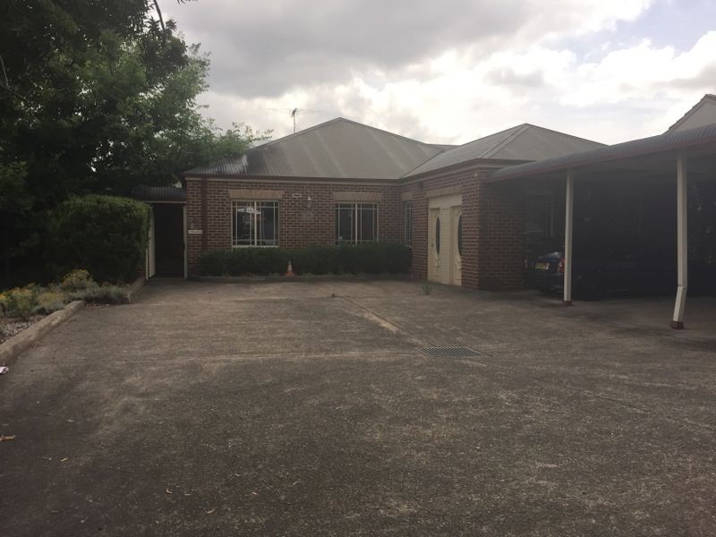 3/4 King Street, Campbelltown NSW 2560