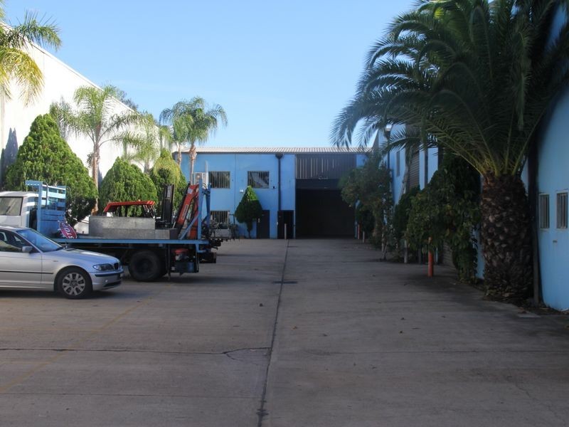 4a/16 York Road, Ingleburn NSW 2565