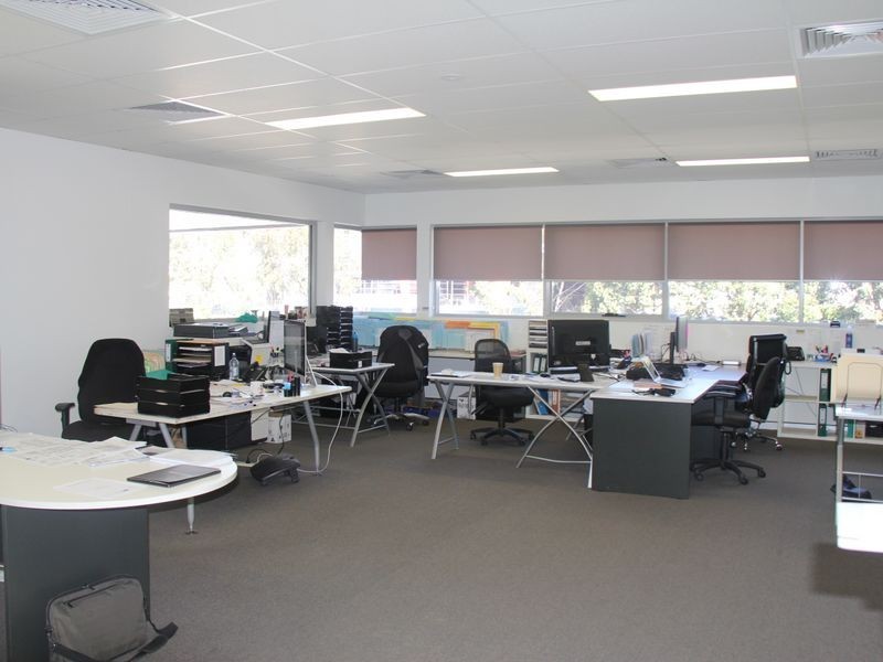 2/2-4 Gallipoli Street, Smeaton Grange NSW 2567