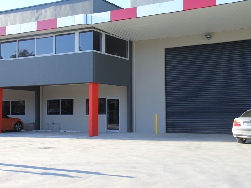 2/2-4 Gallipoli Street, Smeaton Grange NSW 2567