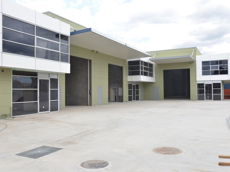 2/63 Smeaton Grange Road, Smeaton Grange NSW 2567