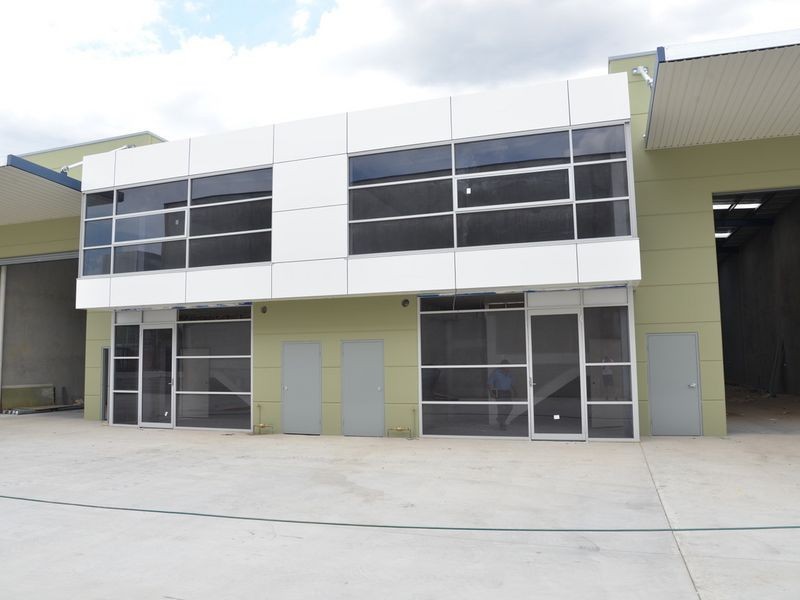 2/63 Smeaton Grange Road, Smeaton Grange NSW 2567