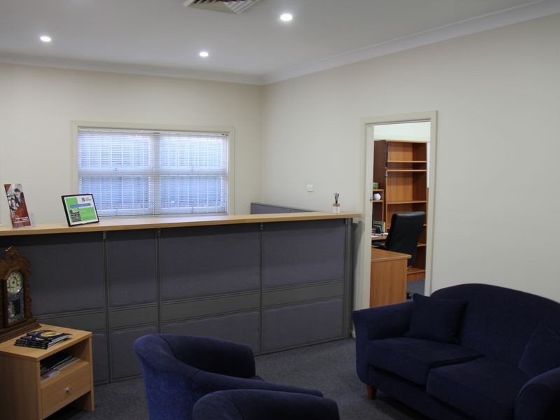 6 King Street, Campbelltown NSW 2560