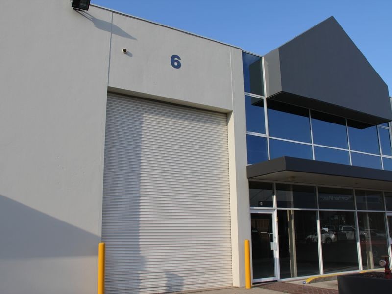 Unit 6 & 7/5 Harbord Road, Campbelltown NSW 2560