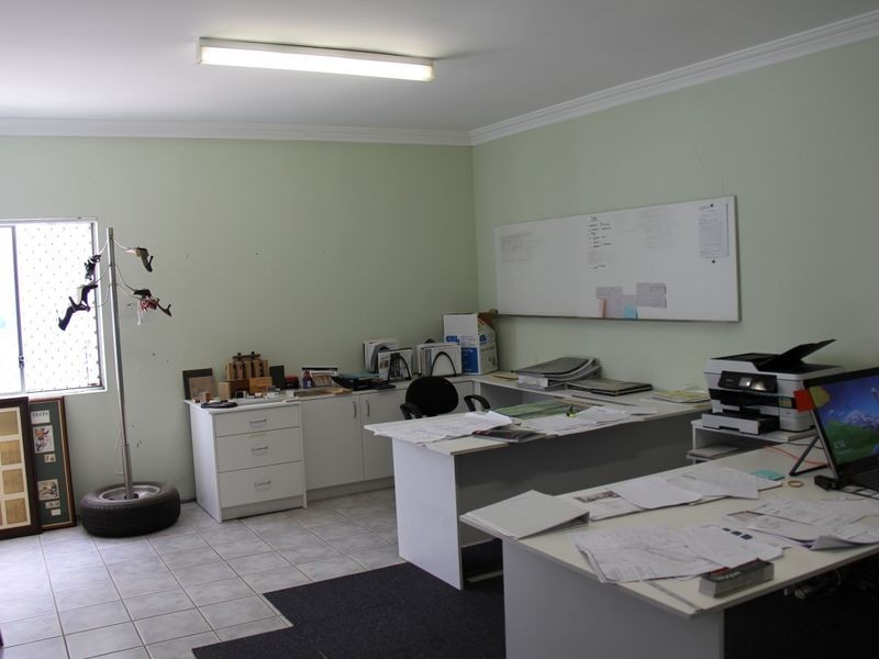 Unit 1/11 Saggart Field Road, Minto NSW 2566