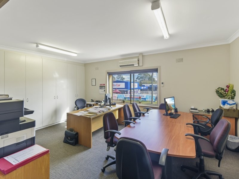 28-30 Blaxland Road, Campbelltown NSW 2560