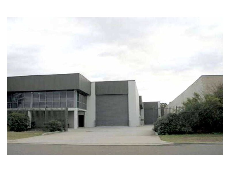 Unit 2/17 Pembury Road, Minto NSW 2566