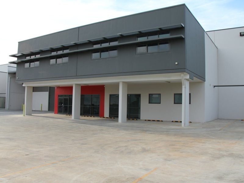 27 Waler Crescent, Smeaton Grange NSW 2567