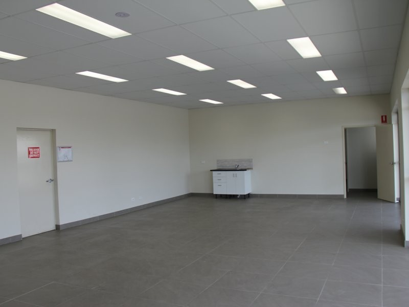 27 Waler Crescent, Smeaton Grange NSW 2567