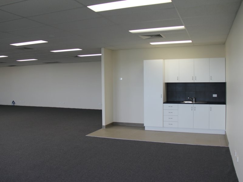 27 Waler Crescent, Smeaton Grange NSW 2567