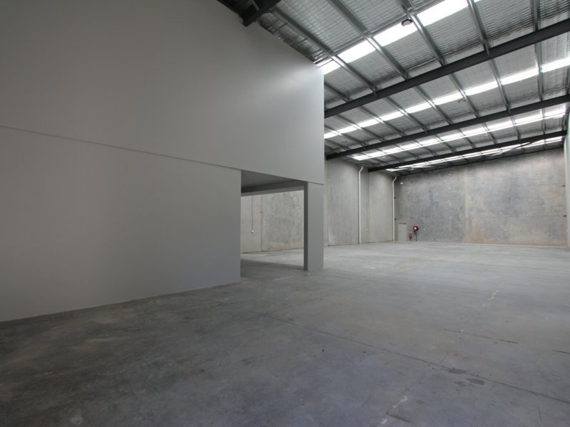 2/33 Rodeo Road, Gregory Hills NSW 2557