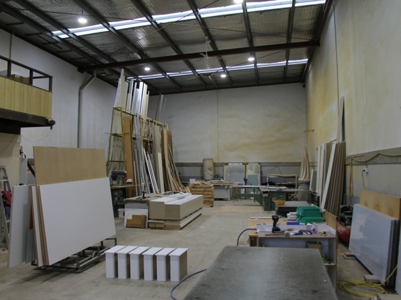 8/185-187 Airds Road, Leumeah NSW 2560