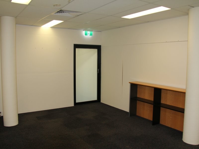 Shop 2/208 Queen Street, Campbelltown NSW 2560