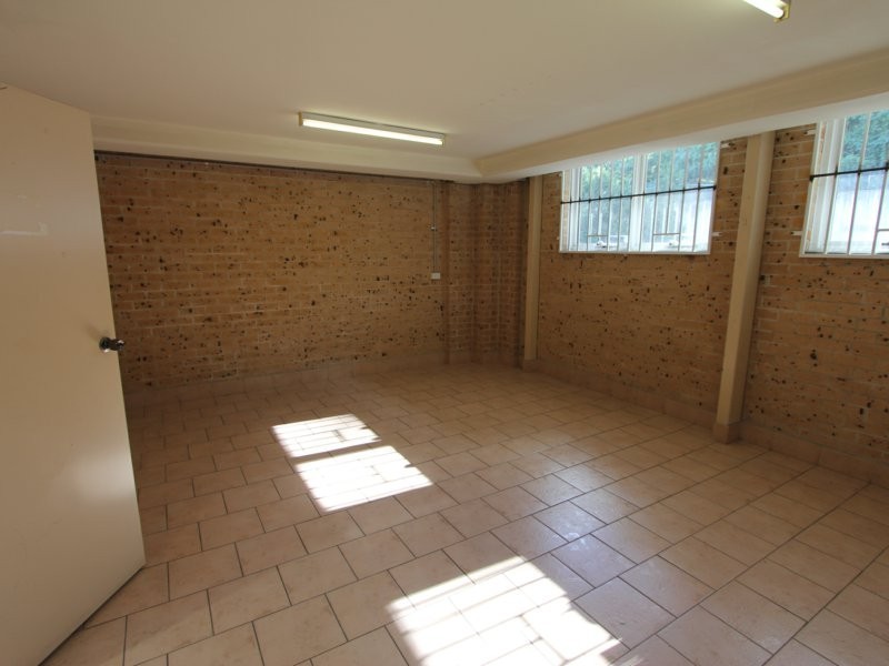 4&5/5 Harbord Road, Campbelltown NSW 2560