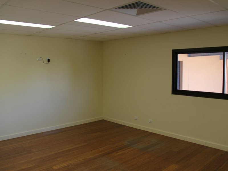 20 Mount Erin Road, Campbelltown NSW 2560