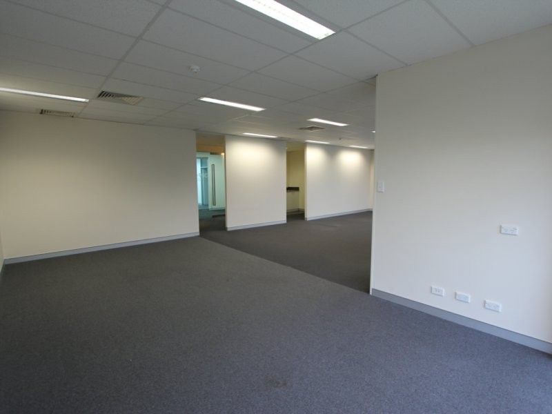 Suite 3.07/4 Hyde Parade, Campbelltown NSW 2560