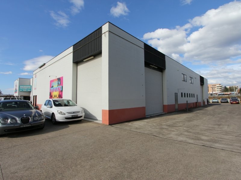 Unit 3/12 Watsford Road, Campbelltown NSW 2560