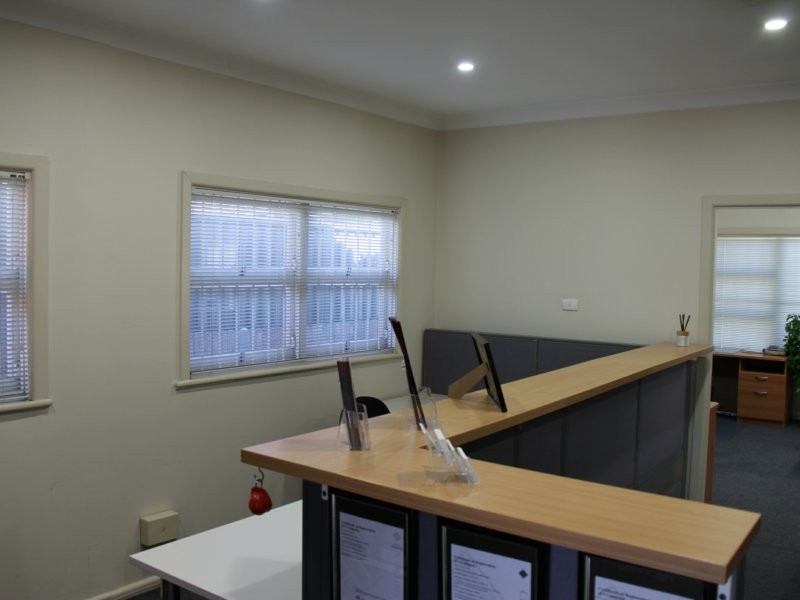 6 King Street, Campbelltown NSW 2560