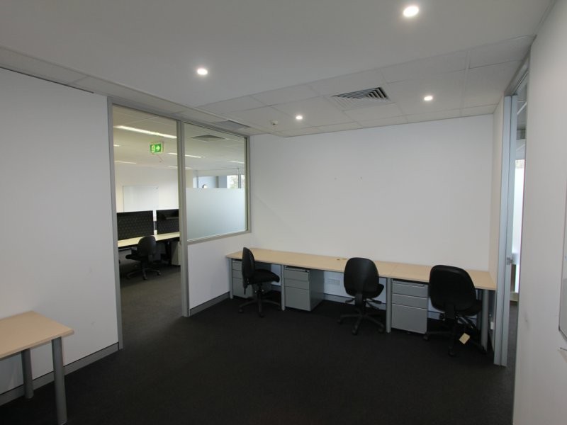 1.11-1.12/1 Centennial Drive, Campbelltown NSW 2560