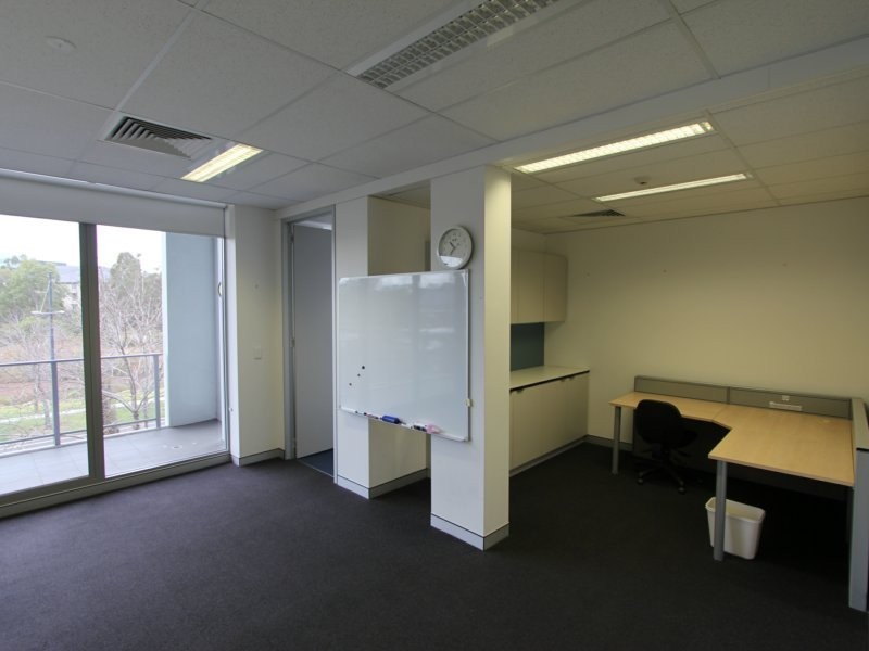 1.11-1.12/1 Centennial Drive, Campbelltown NSW 2560