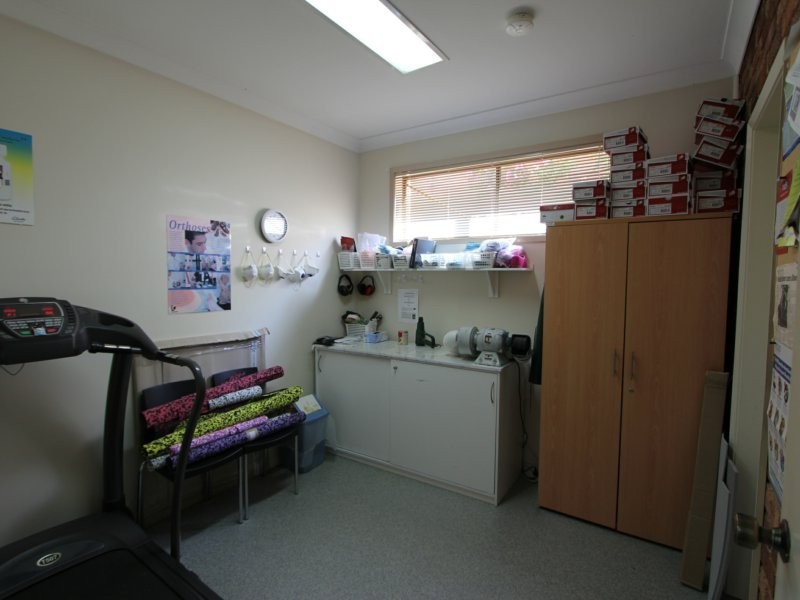 40 Queen Street, Campbelltown NSW 2560
