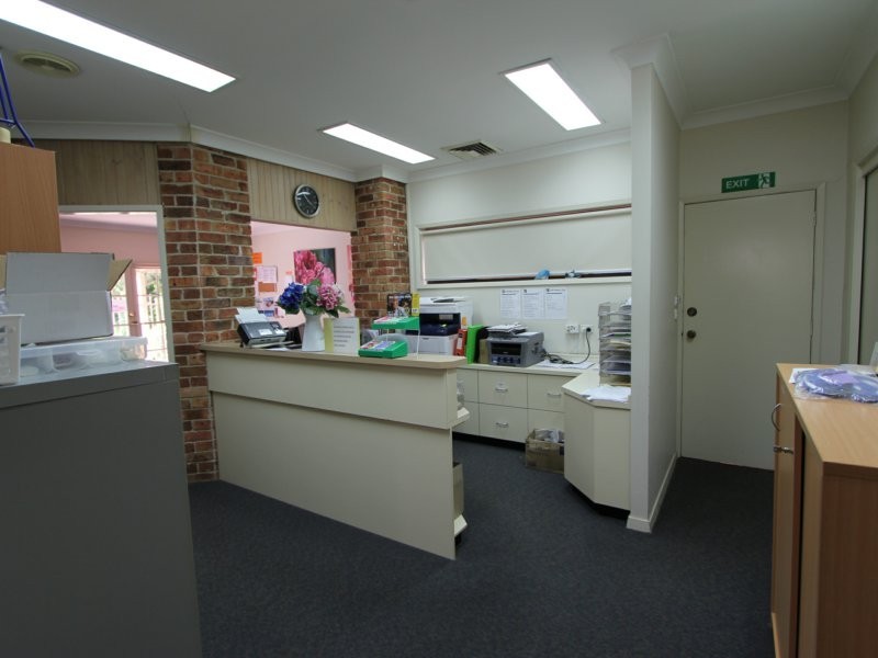 40 Queen Street, Campbelltown NSW 2560