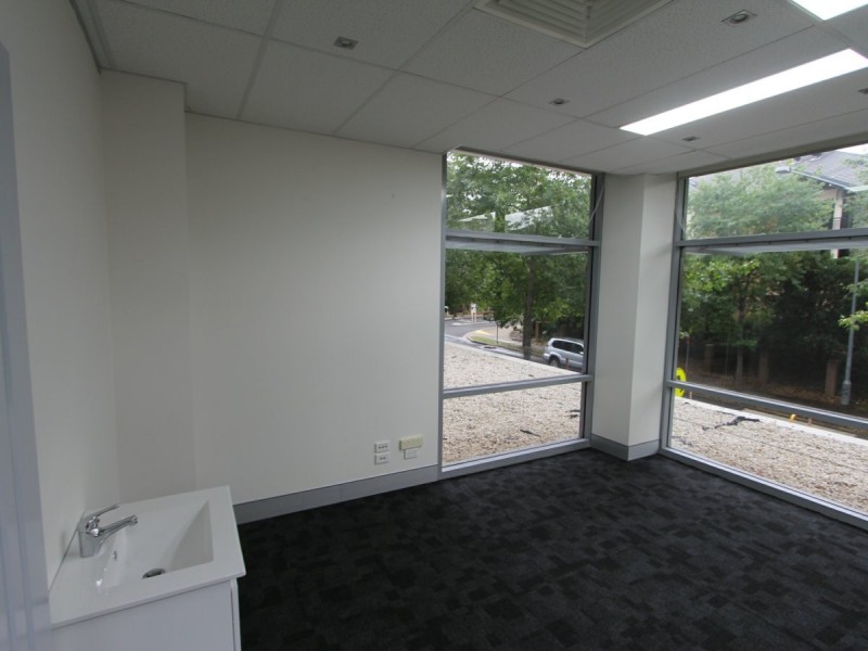 Suite 1.14/4 Hyde Parade, Campbelltown NSW 2560