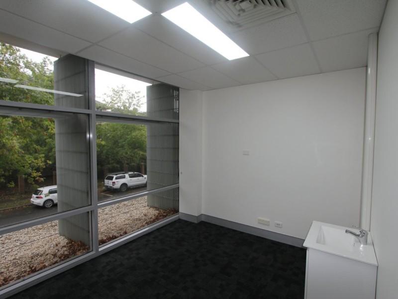 Suite 1.14/4 Hyde Parade, Campbelltown NSW 2560