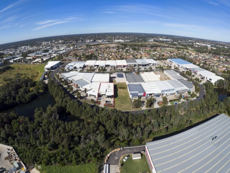 32 Mount Erin Road, Campbelltown NSW 2560