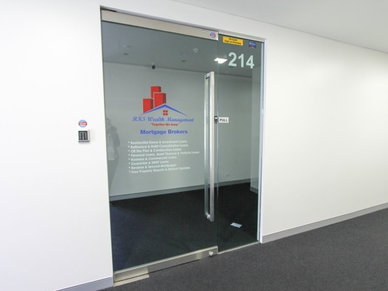 2.14/4 Hyde Parade, Campbelltown NSW 2560