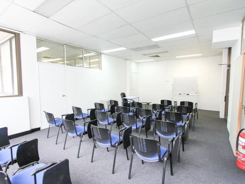 Suite 2/143 Queen Street, Campbelltown NSW 2560