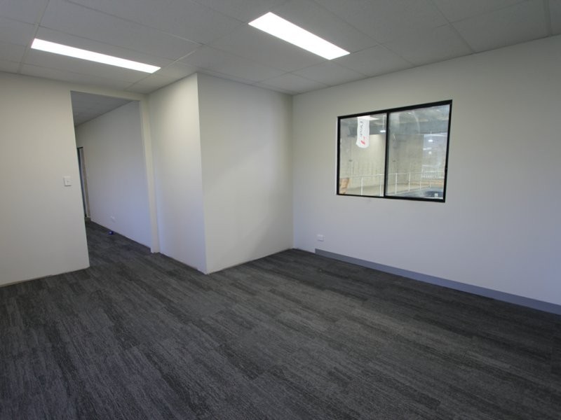 1/1 Nursery Road, Campbelltown NSW 2560
