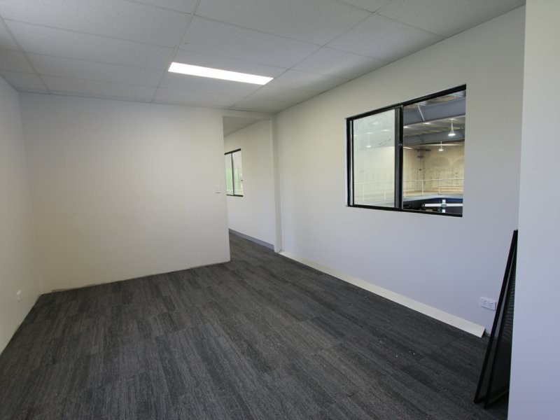 1/1 Nursery Road, Campbelltown NSW 2560