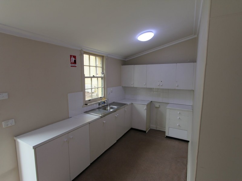 284-286 Queen Street, Campbelltown NSW 2560