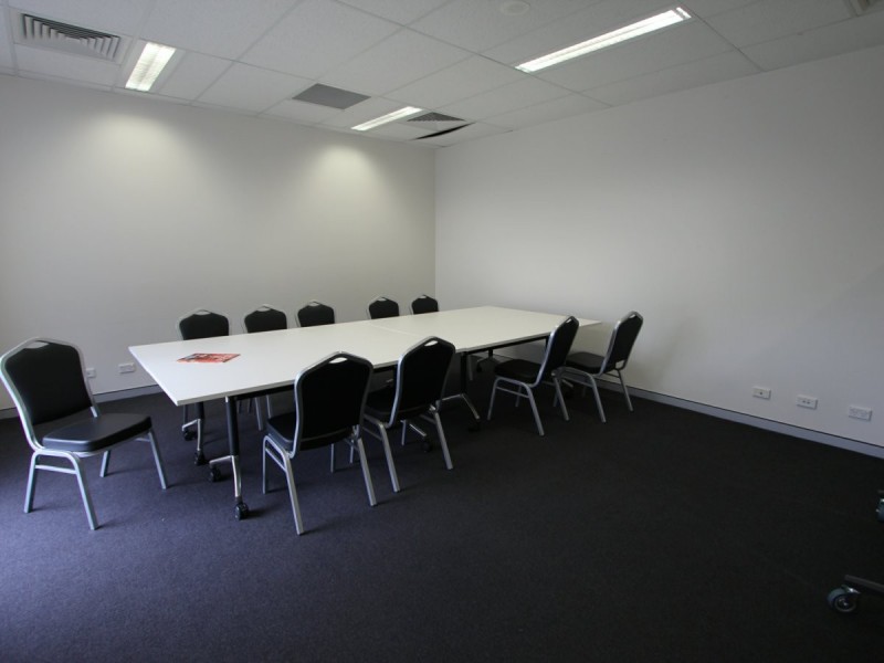 2.06/1 Centennial Drive, Campbelltown NSW 2560