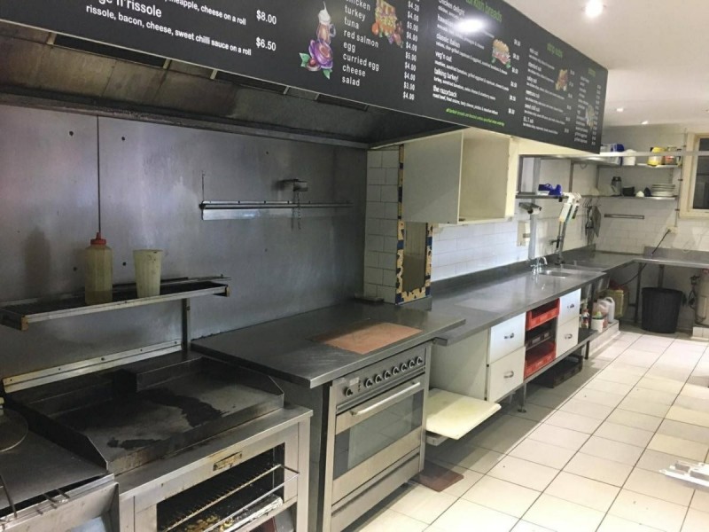 Shop 6/10 Lincoln Street, Minto NSW 2566