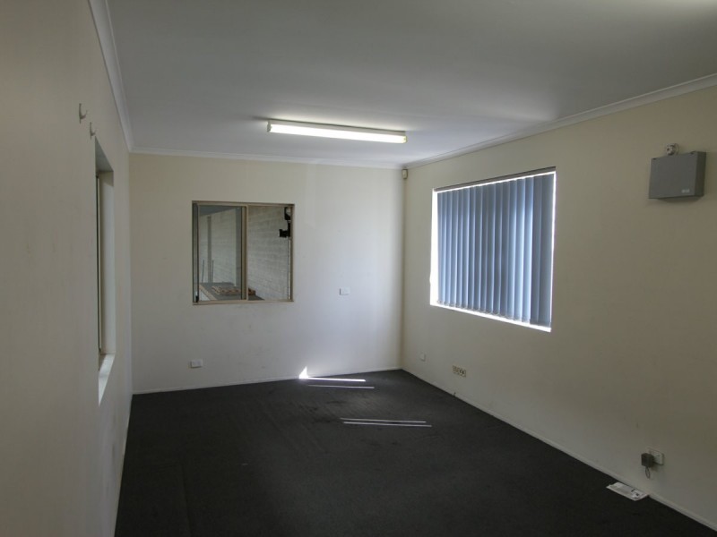 Unit 5/18 Frost Road, Campbelltown NSW 2560