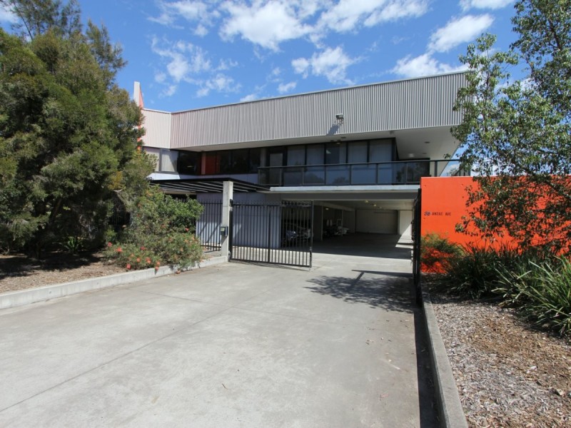 35 Anzac Avenue, Smeaton Grange NSW 2567