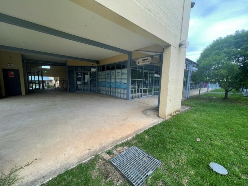 Shop 17&18/185 Airds Road, Leumeah NSW 2560