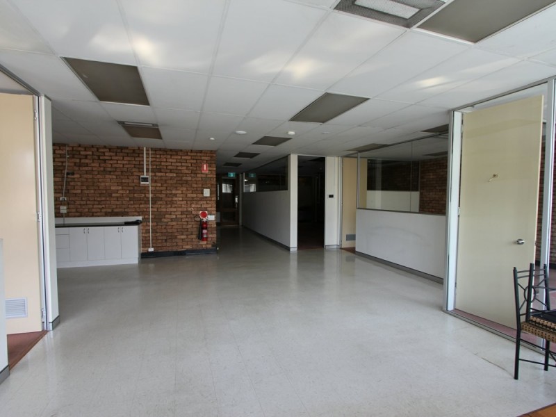 Suite 1/15-23 Dumaresq Street, Campbelltown NSW 2560