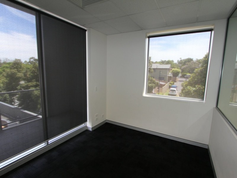 Suite 1.07/1 Centennial Drive, Campbelltown NSW 2560