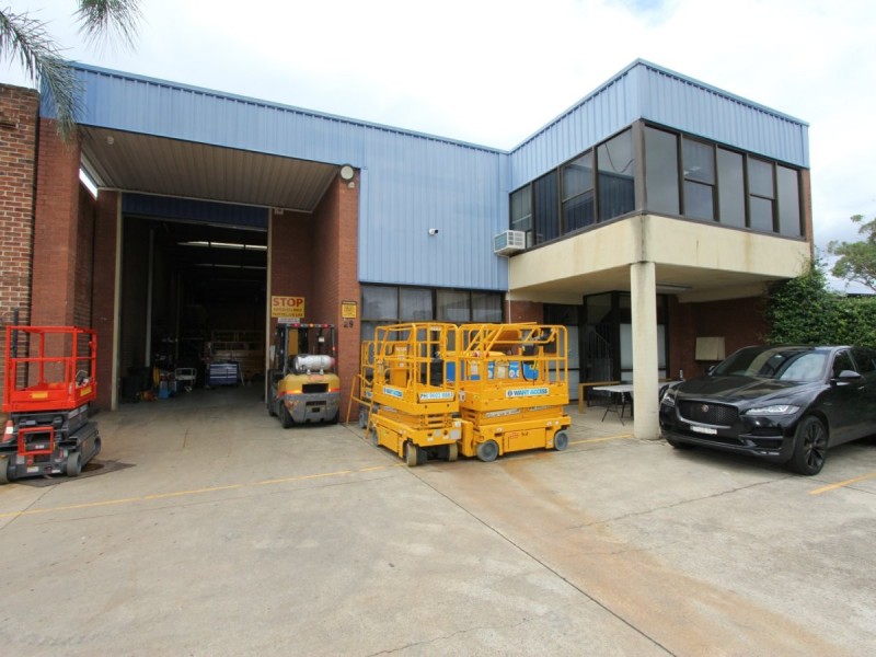 29 Lincoln Street, Minto NSW 2566