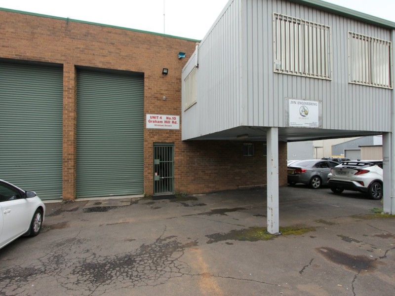 4/10 Grahams Hill Road, Narellan NSW 2567