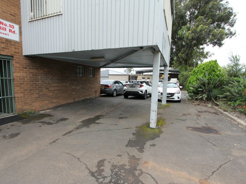 4/10 Grahams Hill Road, Narellan NSW 2567