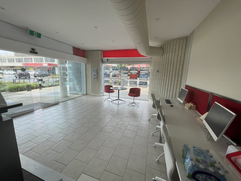 31 Oxford Road, Ingleburn NSW 2565