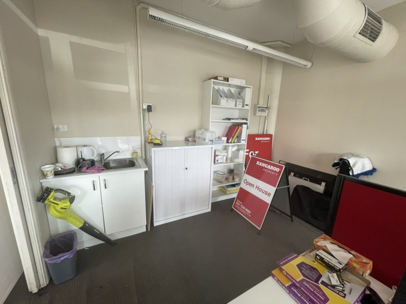 31 Oxford Road, Ingleburn NSW 2565
