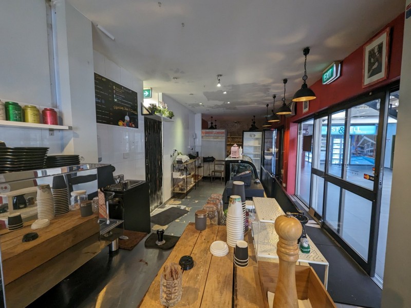 Shop 2/186 Queen Street, Campbelltown NSW 2560