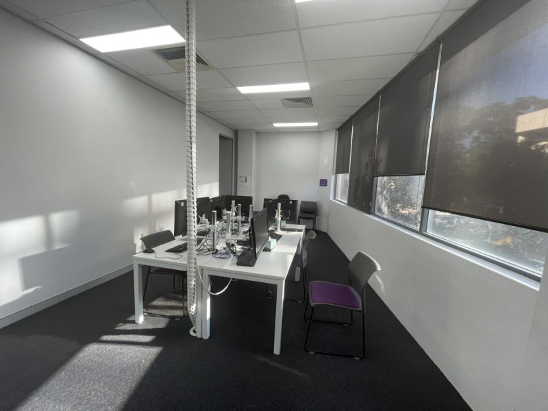 Level 1/135-141 Queen Street, Campbelltown NSW 2560