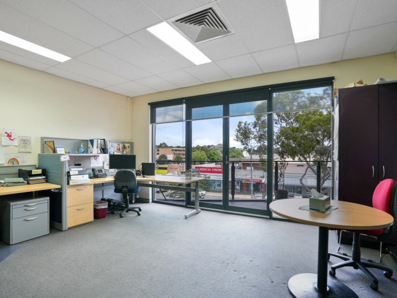 Level 1 & 2/8 Oxford Road, Ingleburn NSW 2565